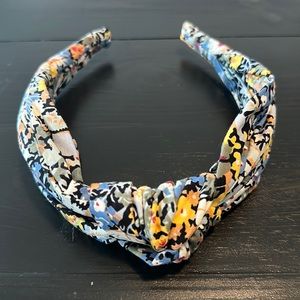 ANTHROPOLOGIE / Floral Top-Knot Headband